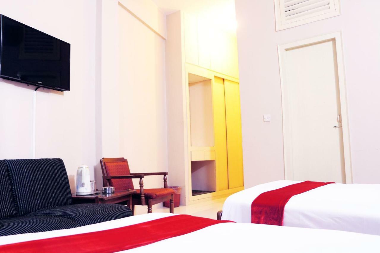 Hotel Ashrafee Ντάκα Εξωτερικό φωτογραφία